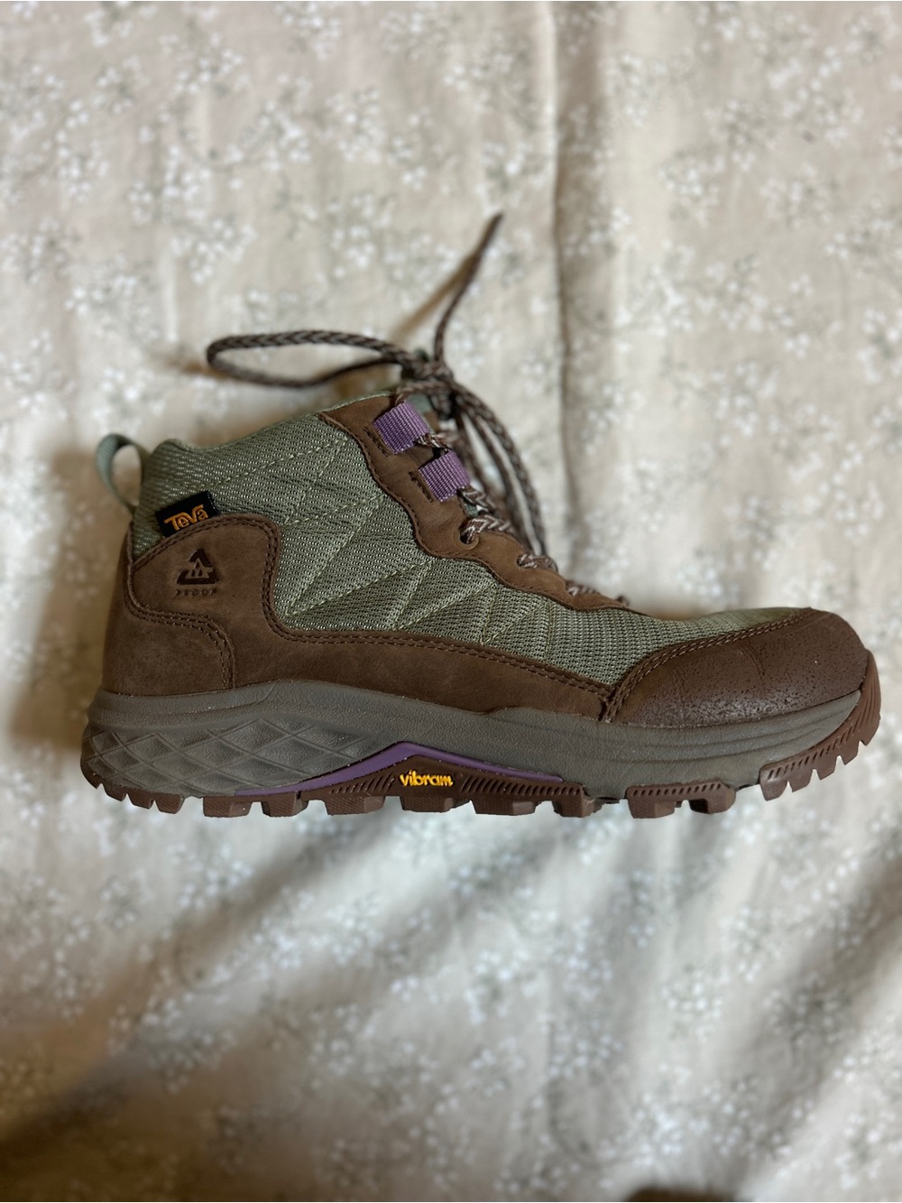 Teva Canyonview RP Waterproof Women’s Hiking Shoes Green Brown Size 8 Like New